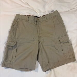 RedHead Khaki Cargo Shorts for Men